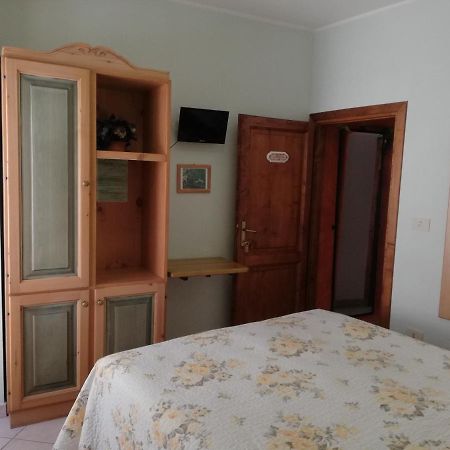 Anticarua B&B Opi Esterno foto